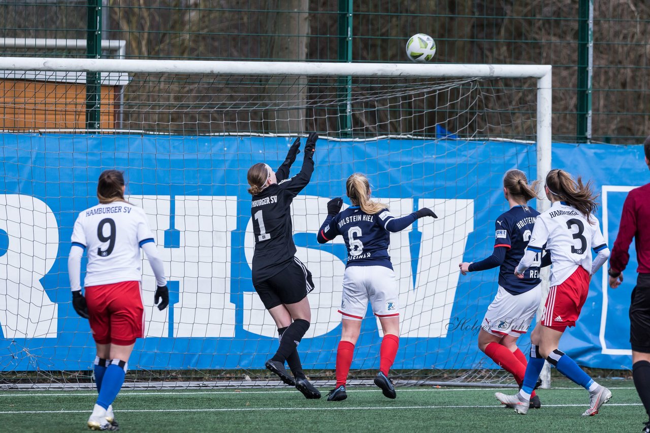 Bild 124 - wBJ HSV - F Holstein Kiel : Ergebnis: 0:6